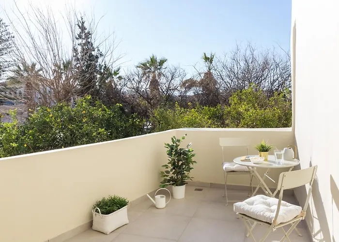 Effie's Cozy House Апартаменты *