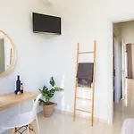 Effie's Cozy House Apartament *