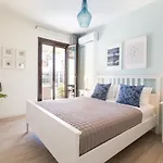 Effie's Cozy House Apartment