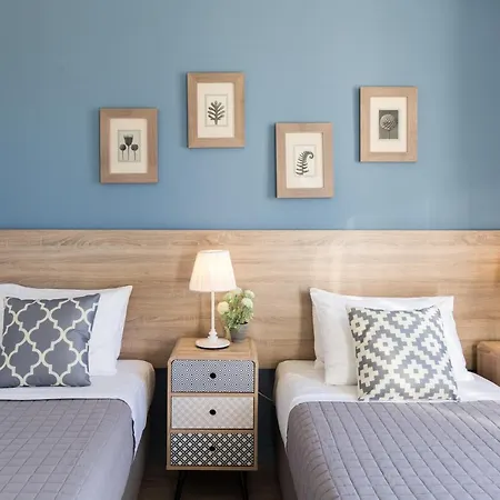 Effie's Cozy House *